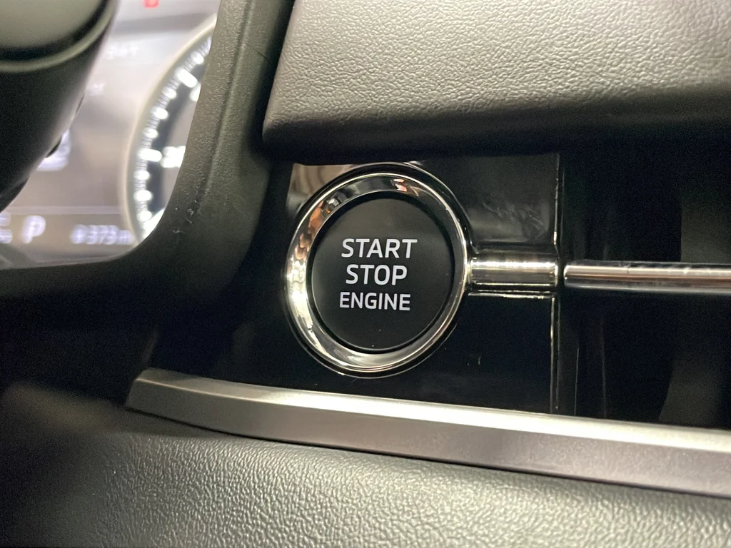 Used 2024 Red Mitsubishi SE image 14