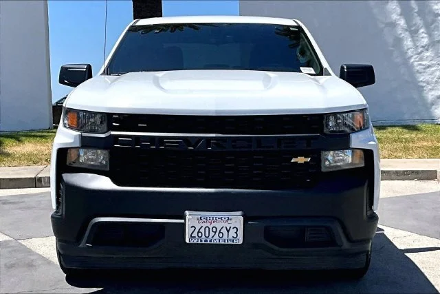 Used 2021 Summit White Chevrolet WT image 3