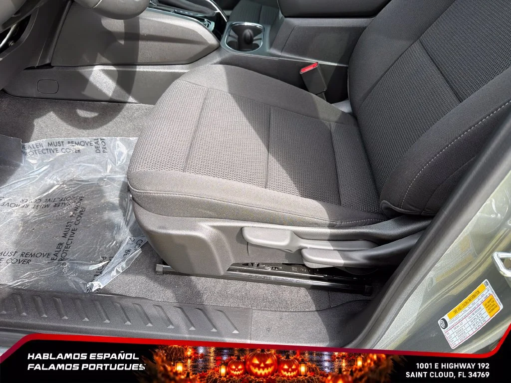New 2026 Sterling Metallic GMC Elevation image 16