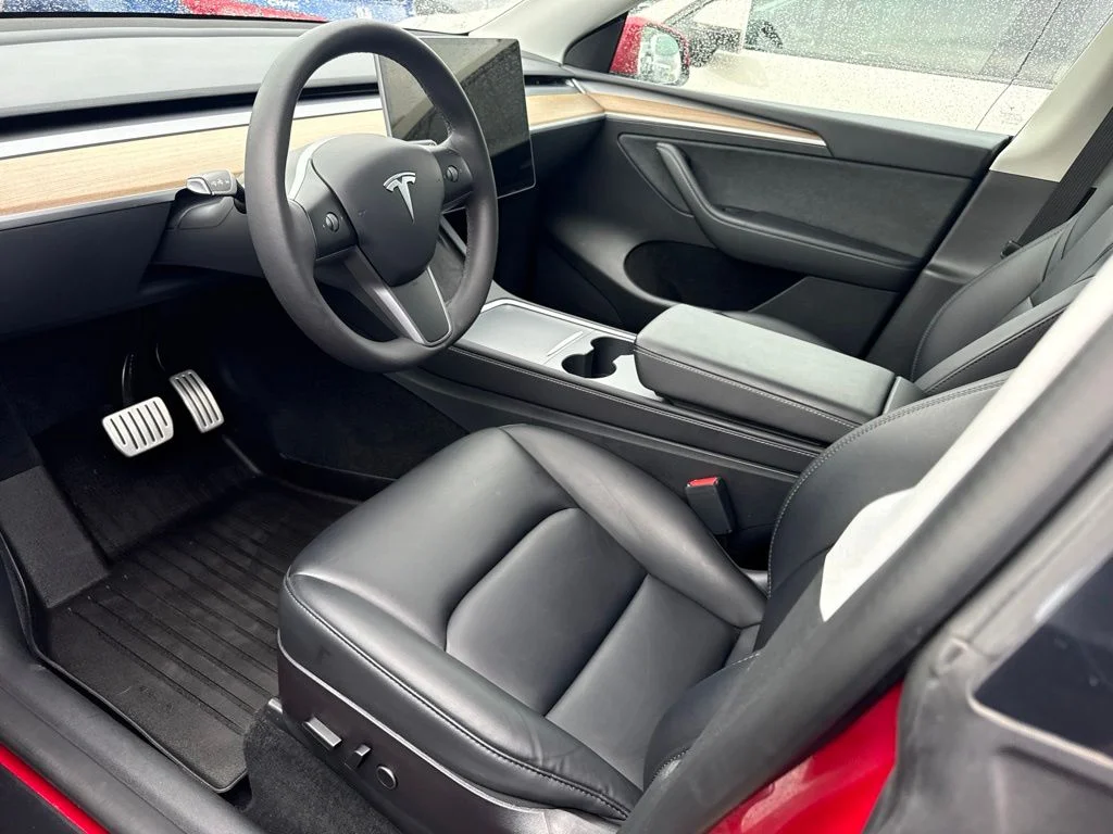 Used 2022 Red Tesla Performance image 3