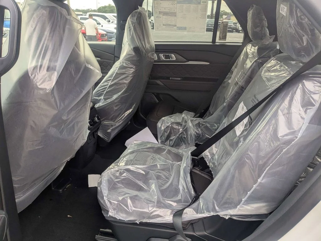 New 2026 Star White Metallic Tri-Coat Ford Platinum™ image 15