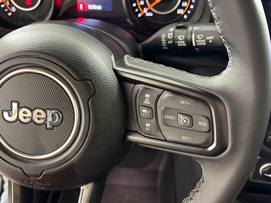 Used 2025 Gray Jeep Sport S image 28