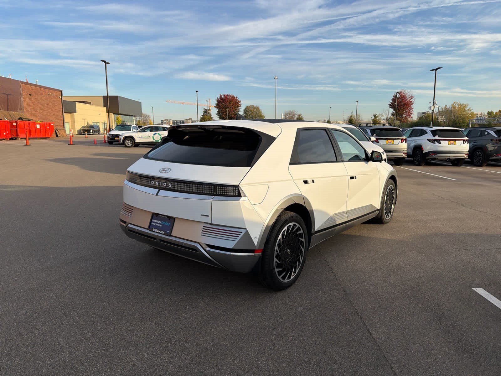 Used 2023 Atlas White Hyundai Limited image 2