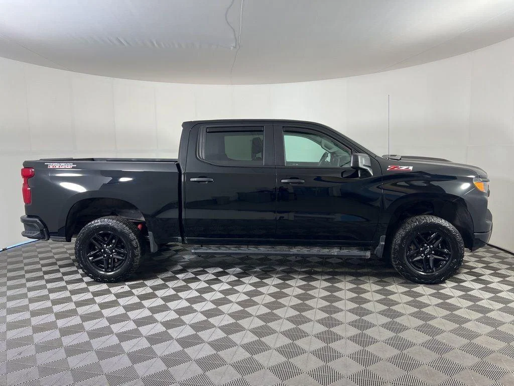 Used 2025 Black Chevrolet Custom Trail Boss image 19