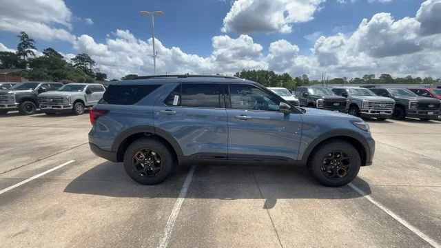 New 2026 Vapor Blue Metallic Ford Tremor image 12
