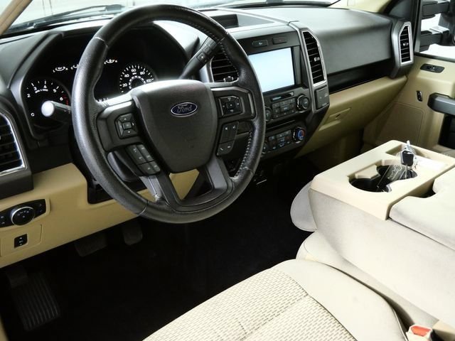 Used 2015  Ford XLT image 3
