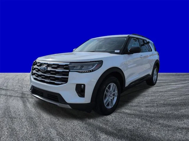 New 2026 Star White Metallic Tri-Coat Ford Active image 8