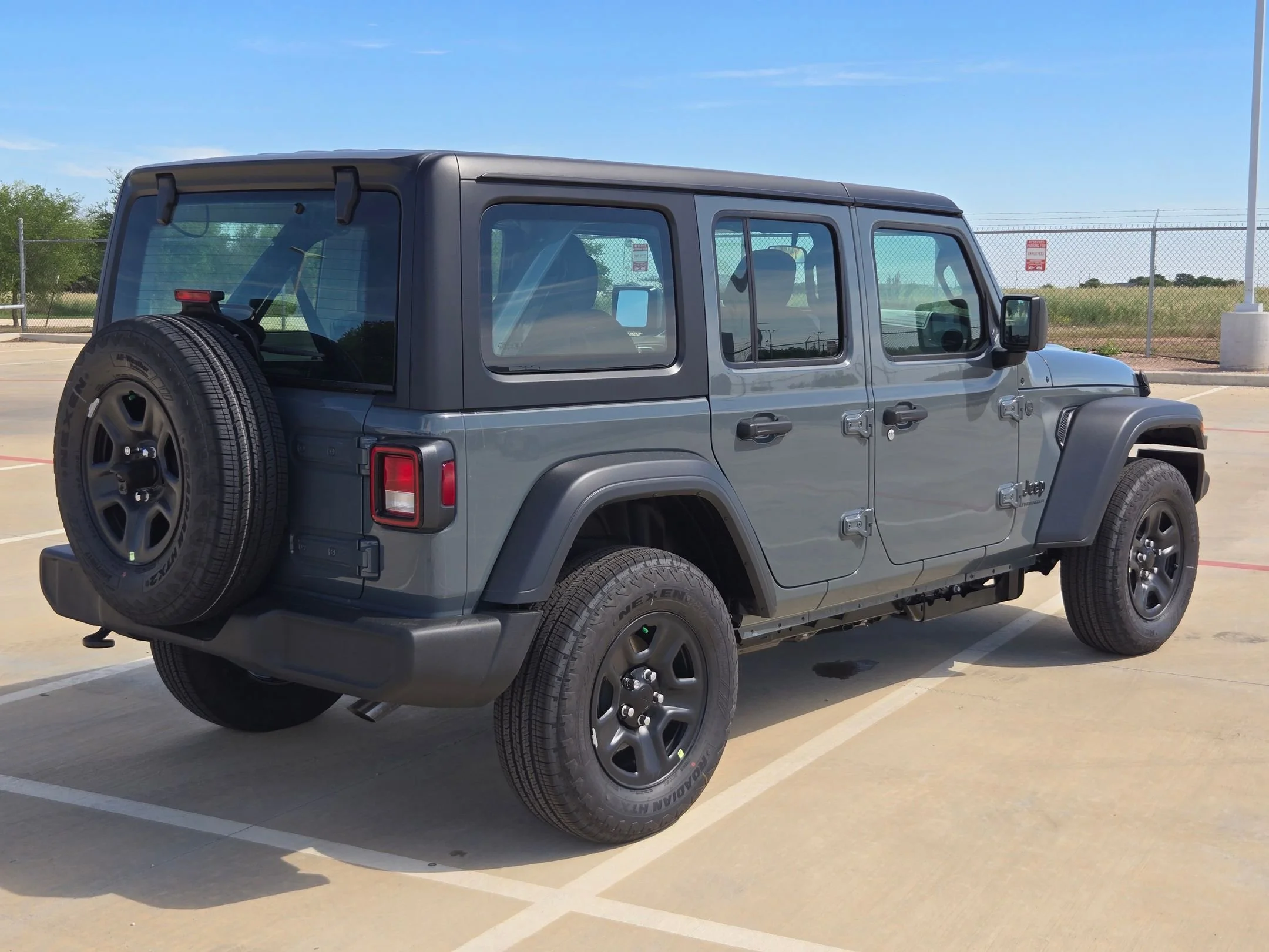 New 2026 Anvil Clear-Coat Exterior Paint Jeep Sport image 3