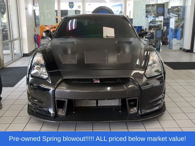Used 2009 Black Nissan Premium image 13