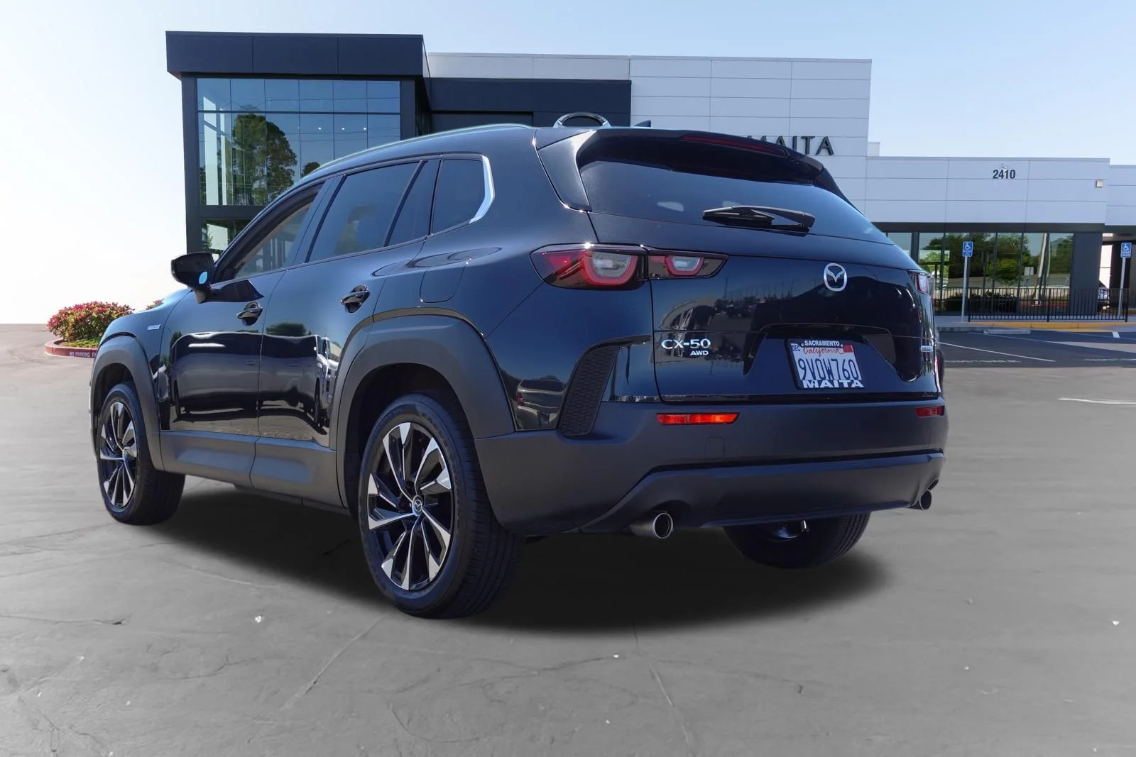 Certified Used 2025 Jet Black Mica Mazda Premium Plus image 7