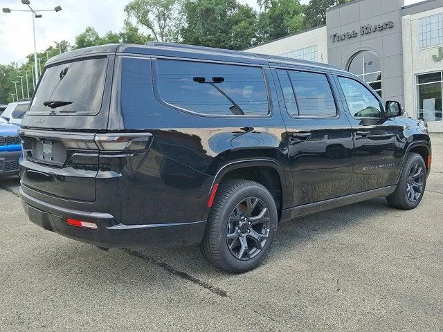 New 2026 High Gloss Black Exterior Paint Jeep Limited Altitude image 4
