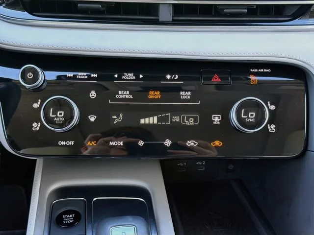 Used 2026 Grand Blue INFINITI LUXE image 36