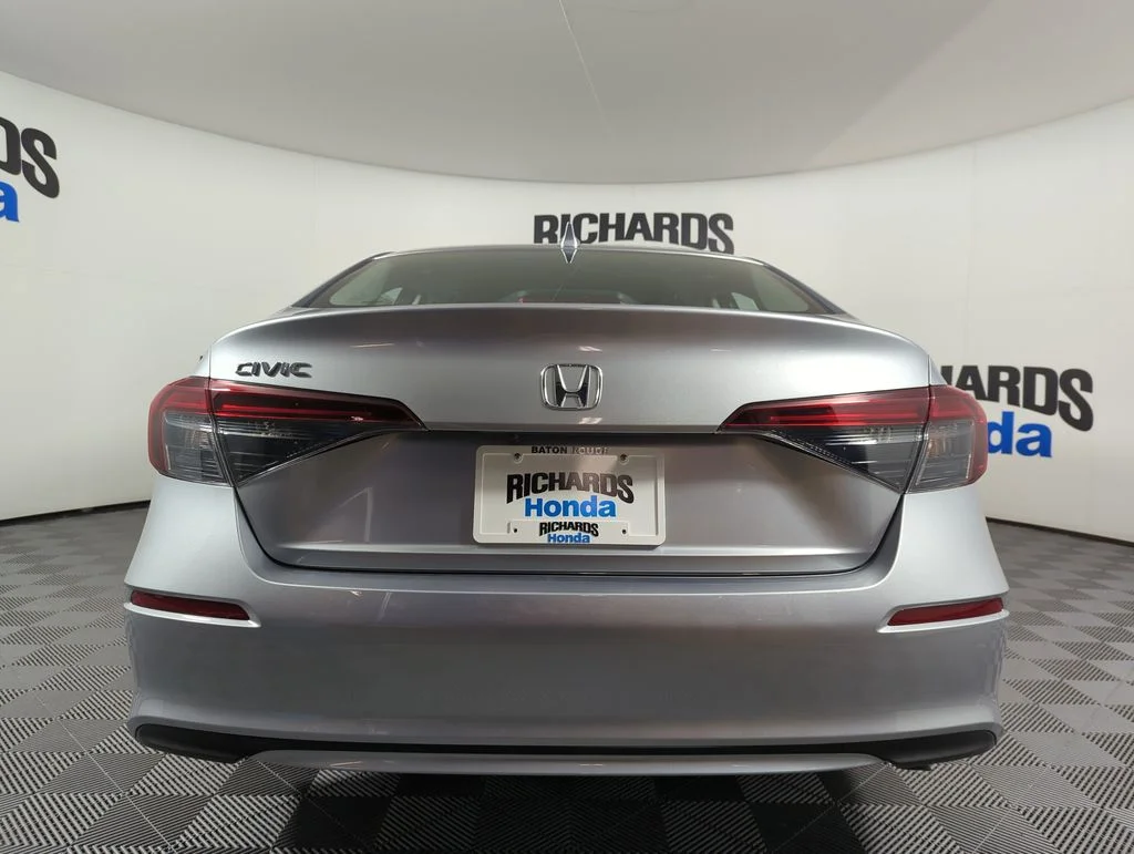 New 2026 Solar Silver Metallic Honda LX image 4