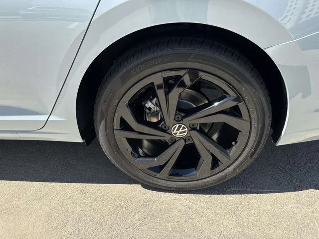 New 2026 Gray Volkswagen 1.5T SEL image 6