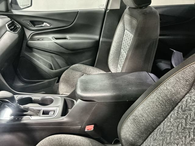 Used 2022 Summit White Chevrolet LT image 20