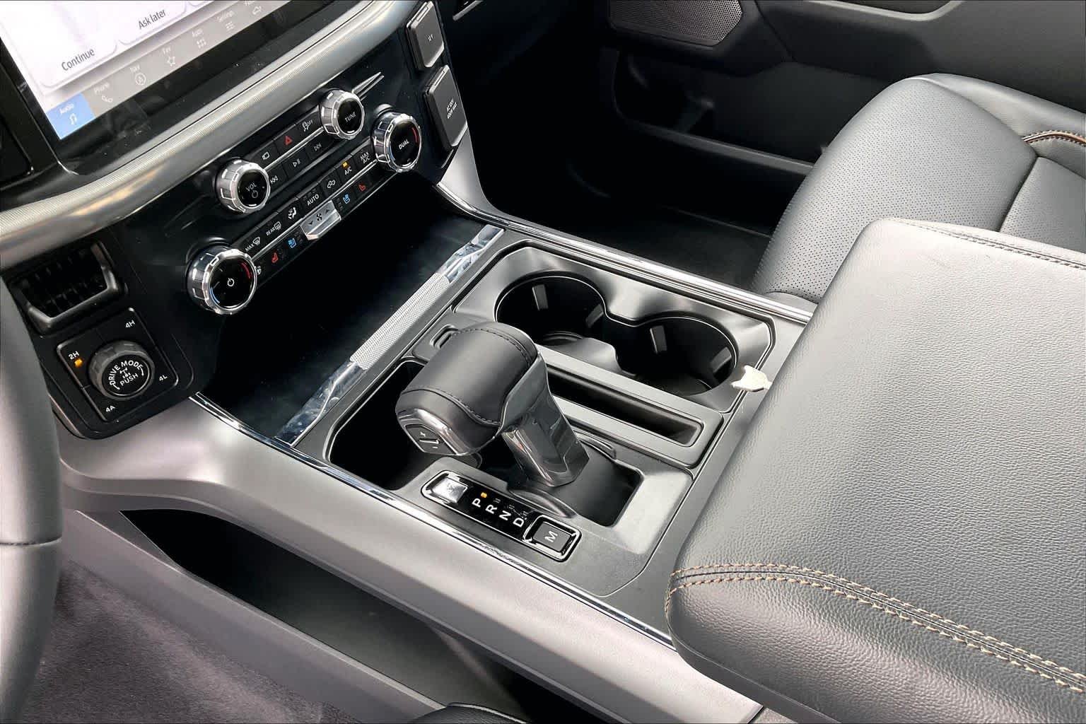 New 2026 Star White Metallic Tri-Coat Ford Lariat® image 7