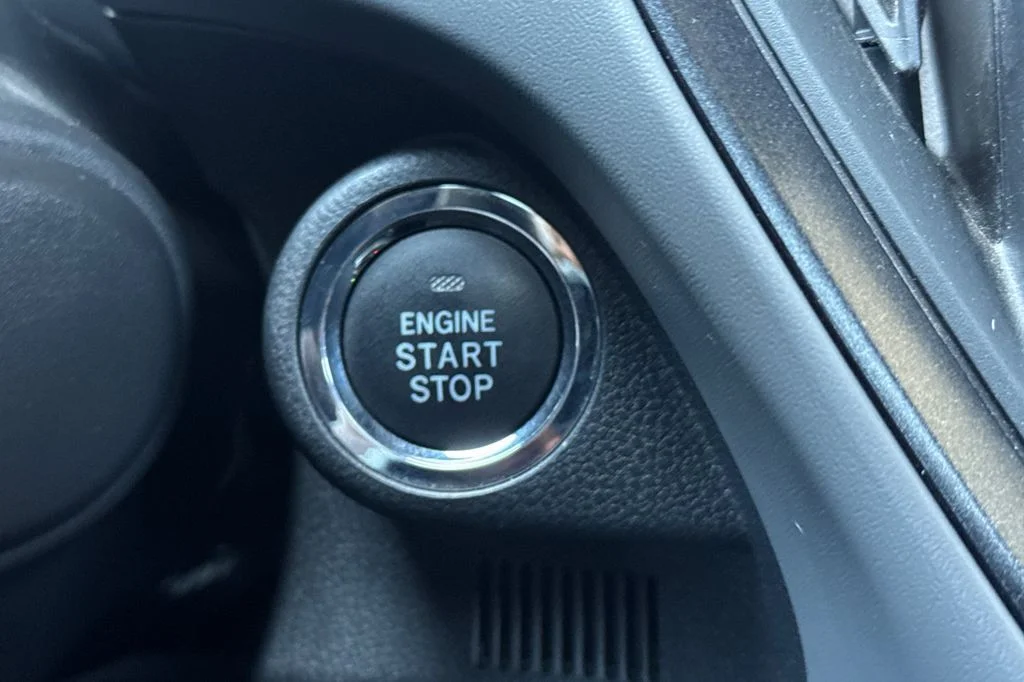 Used 2025 Silver Subaru Sport image 26