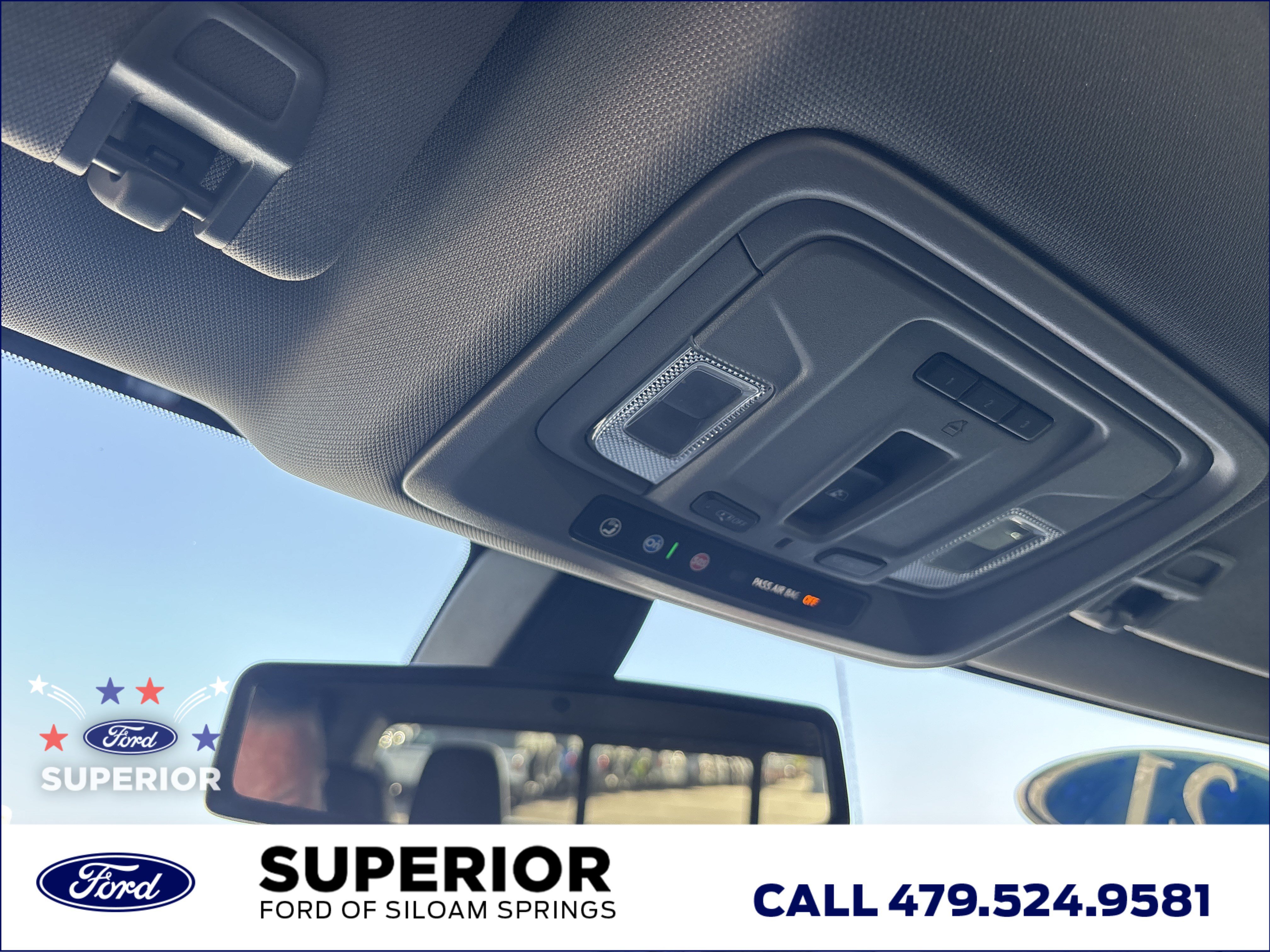 Used 2021 White Frost Tricoat GMC SLT 4WD image 42