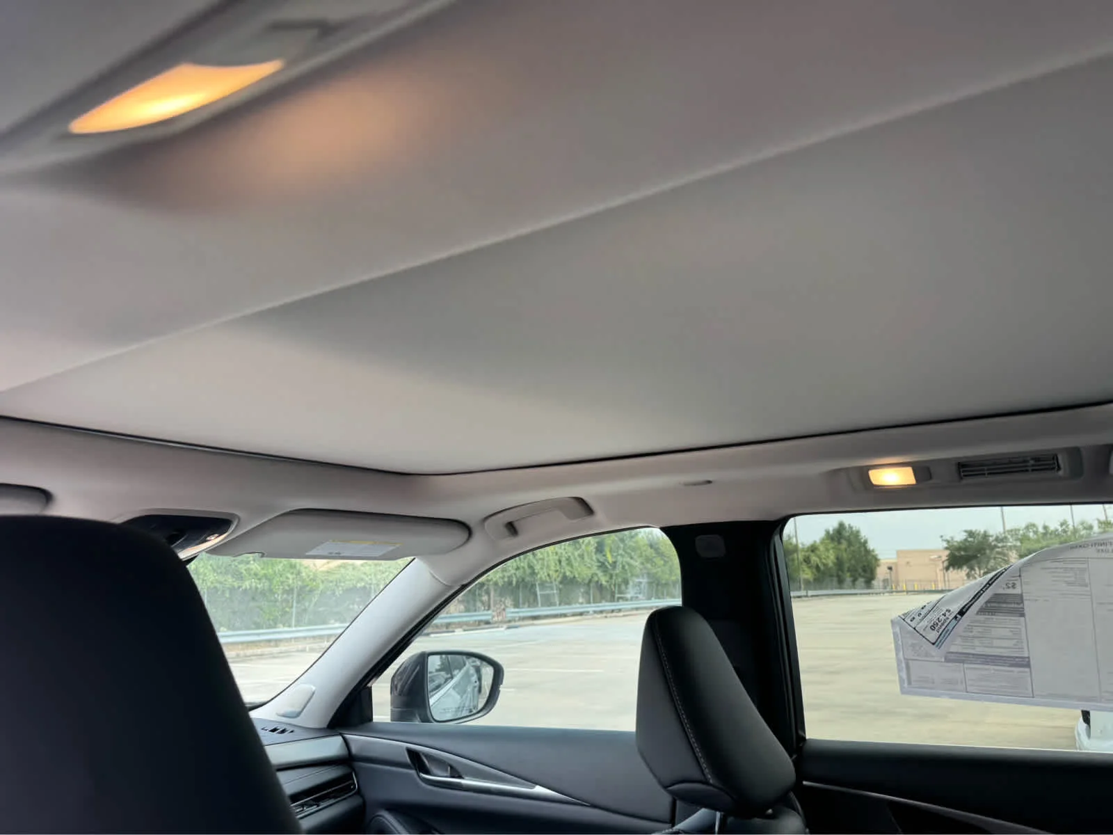 New 2027 HARBOR GRAY INFINITI Luxe FWD image 18