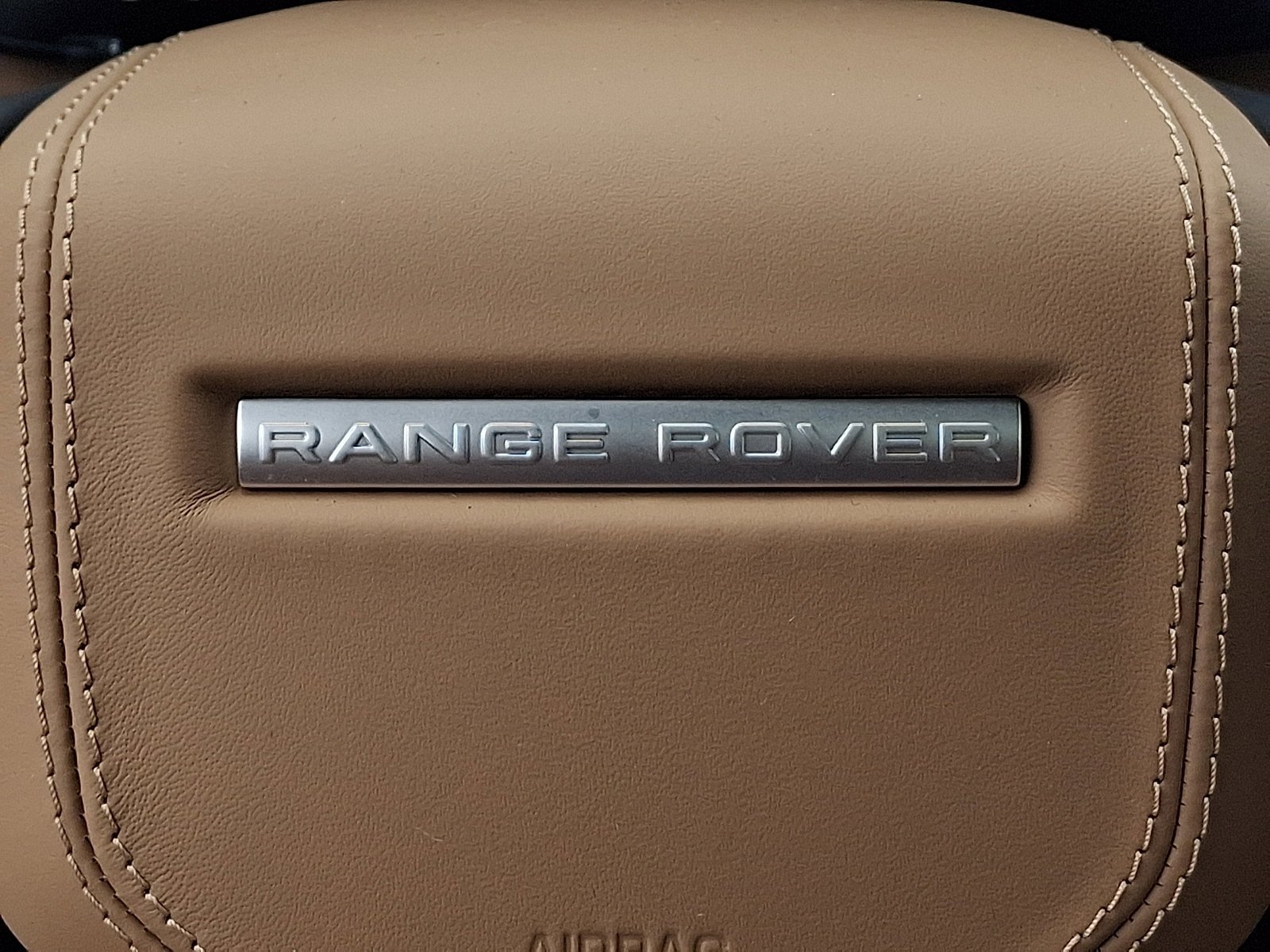 New 2026 Santorini Black LAND ROVER SE image 20