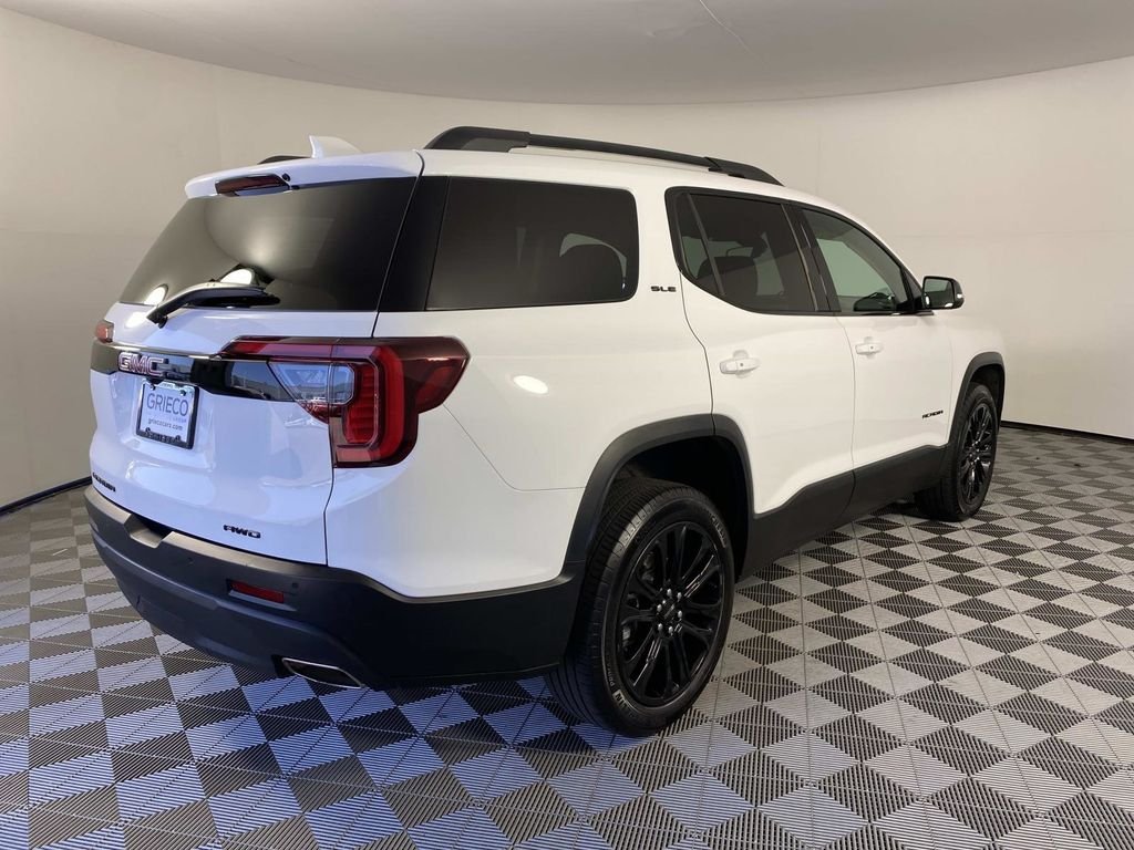 Used 2023 White GMC SLE image 10