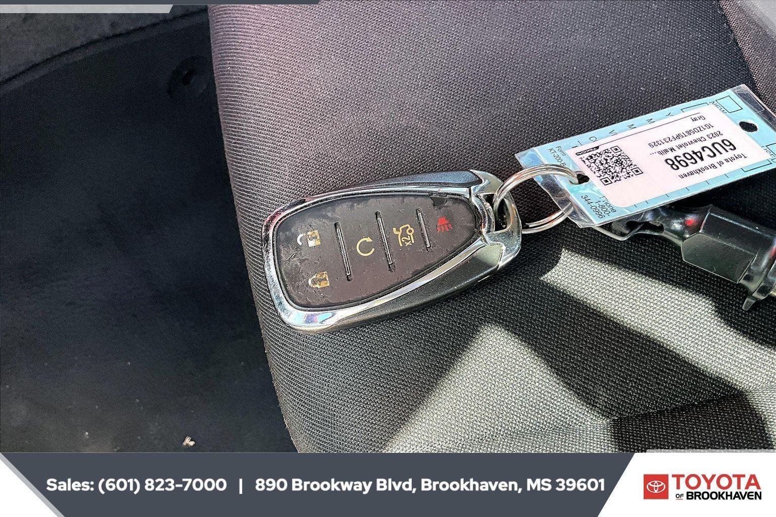Used 2023 Dark Ash Metallic Chevrolet LT image 9