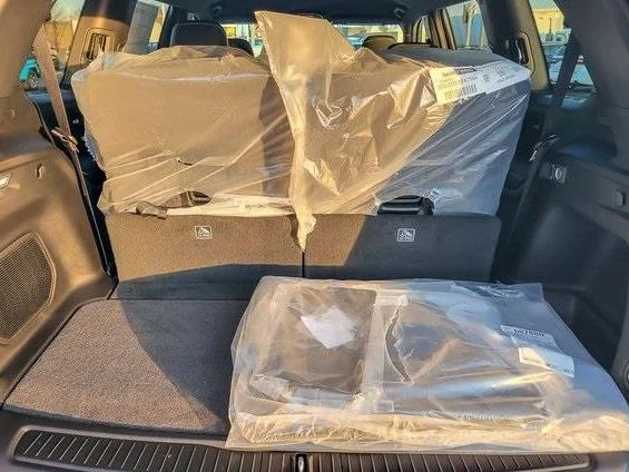 New 2026 Baltic Gray Metallic Clear-Coat Exterior Paint Jeep Limited image 19