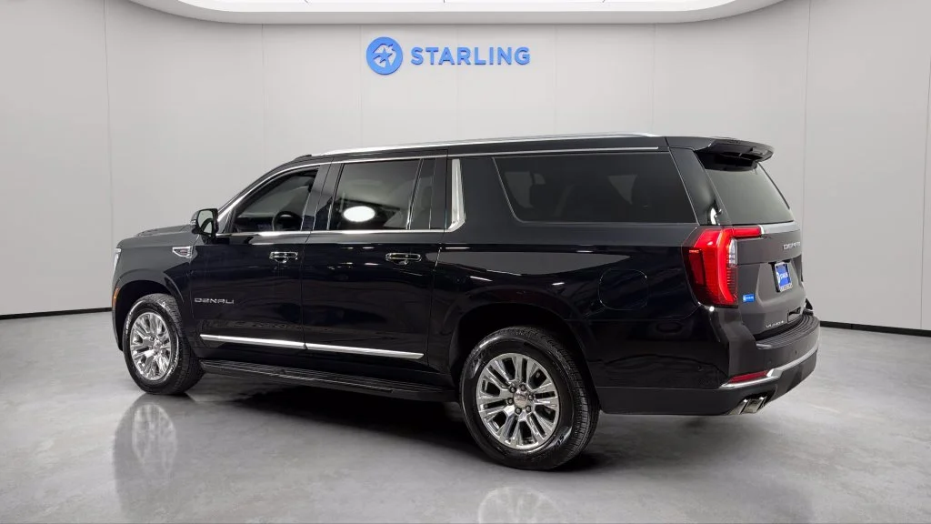 Certified Used 2025 Onyx Black GMC Denali image 4