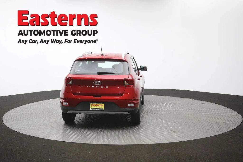 Used 2025 Red Hyundai SEL image 39