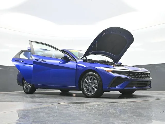 Used 2024 Blue Hyundai SEL image 32