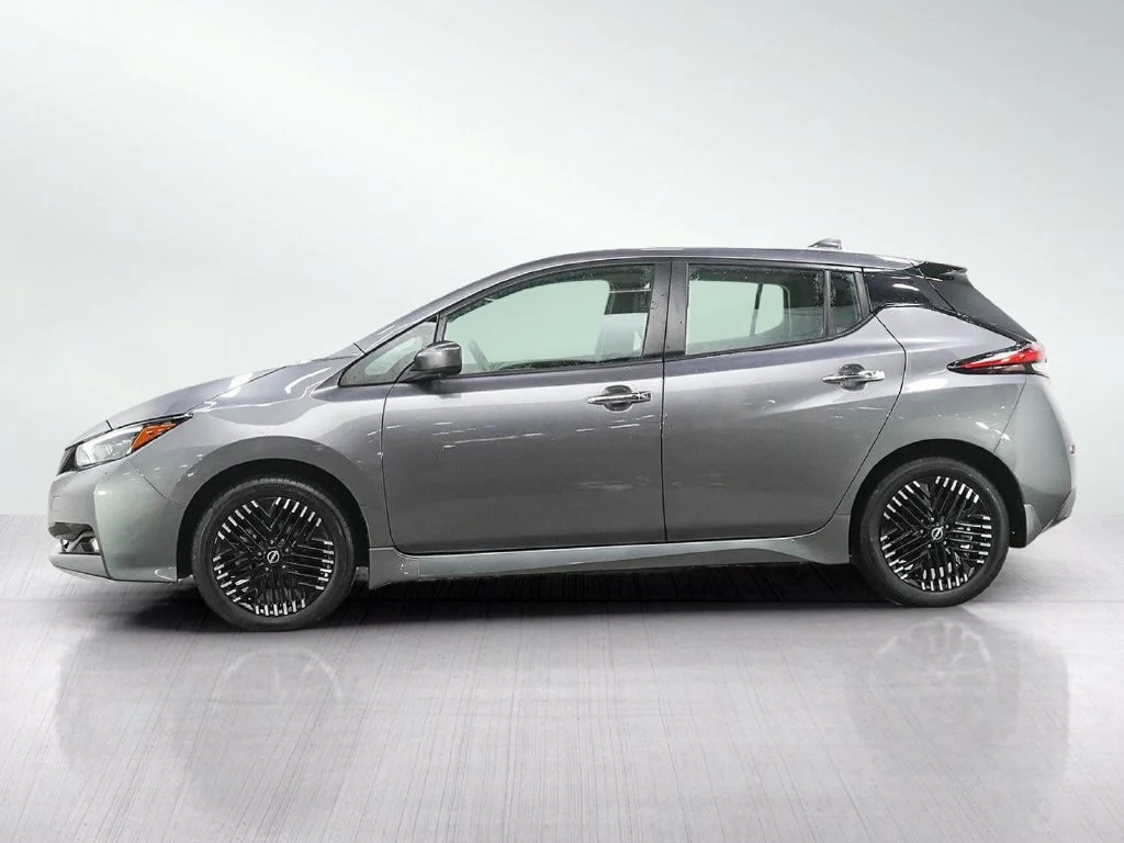 Used 2024 Gun Metallic Nissan SV Plus image 2