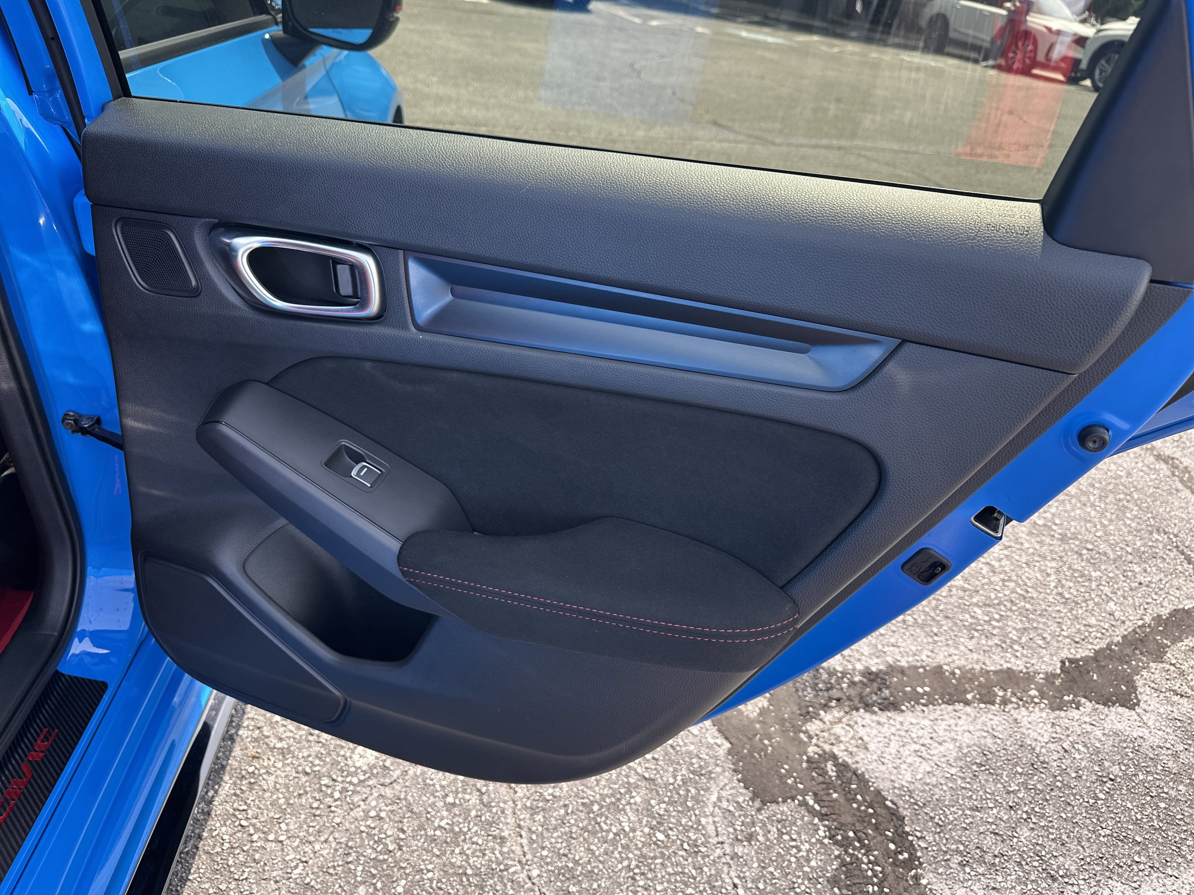 Used 2023 Boost Blue Pearl Honda  image 18
