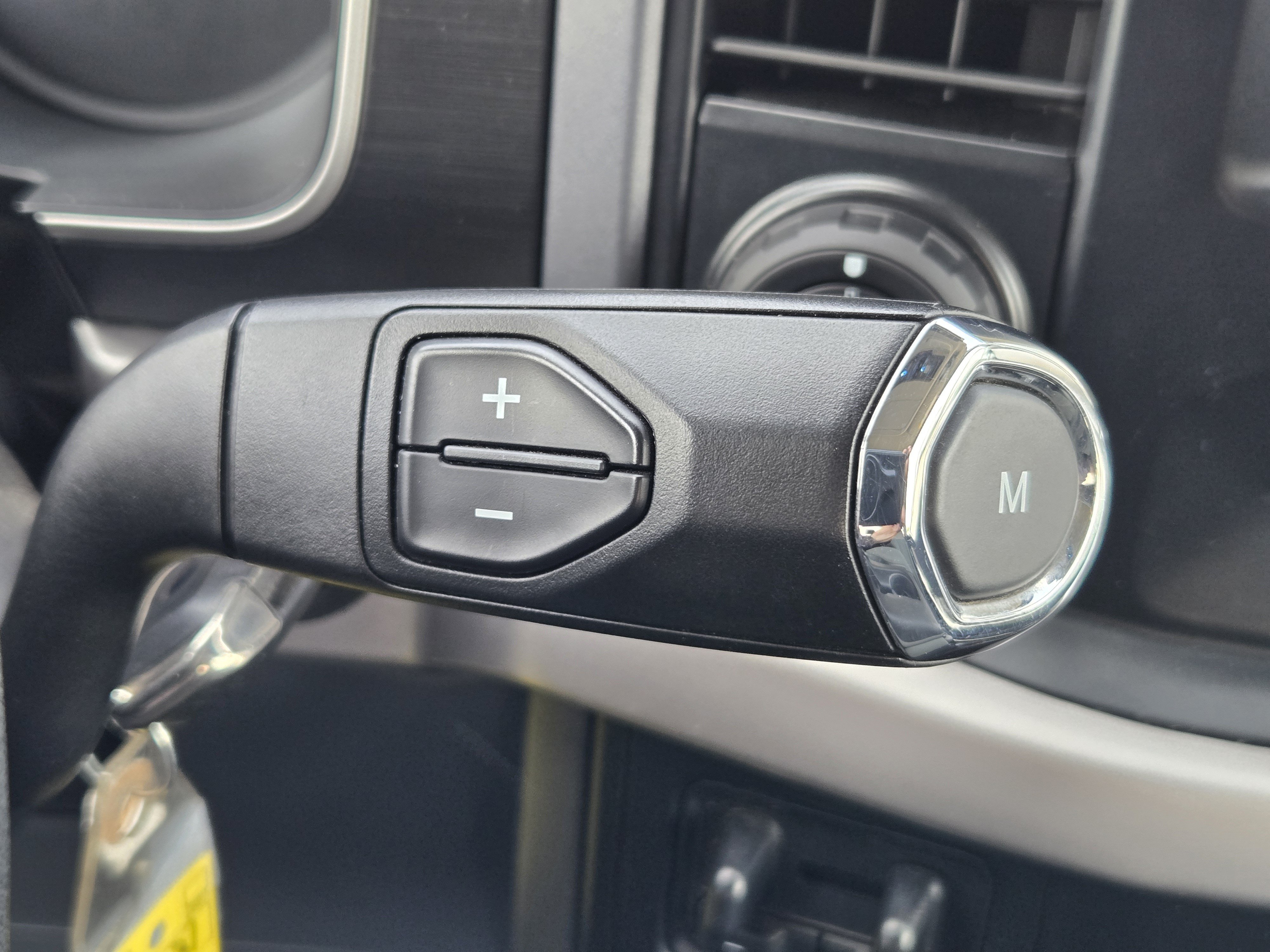 Used 2023 Silver Ford XLT image 27
