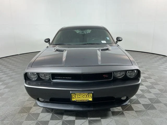 Used 2014 Crystal Metallic Dodge R/T image 2