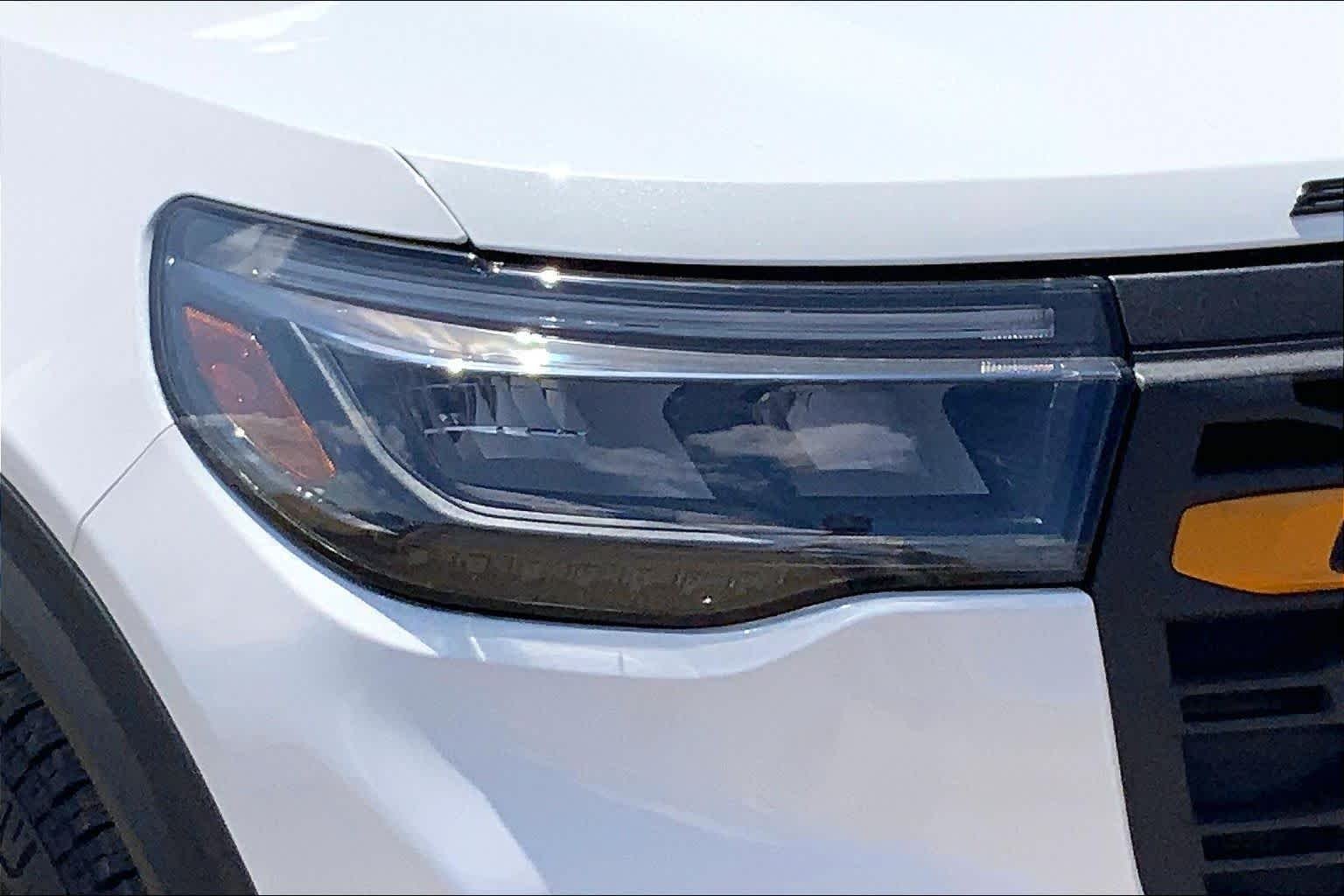 New 2026 Star White Metallic Tri-Coat Ford Tremor® image 12