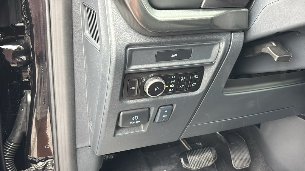 New 2026 Agate Black Metallic Ford Lariat image 11