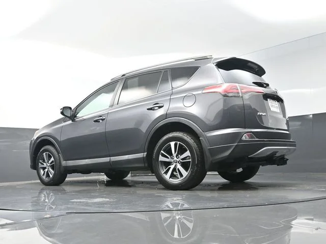 Used 2018 Gray Toyota XLE image 49