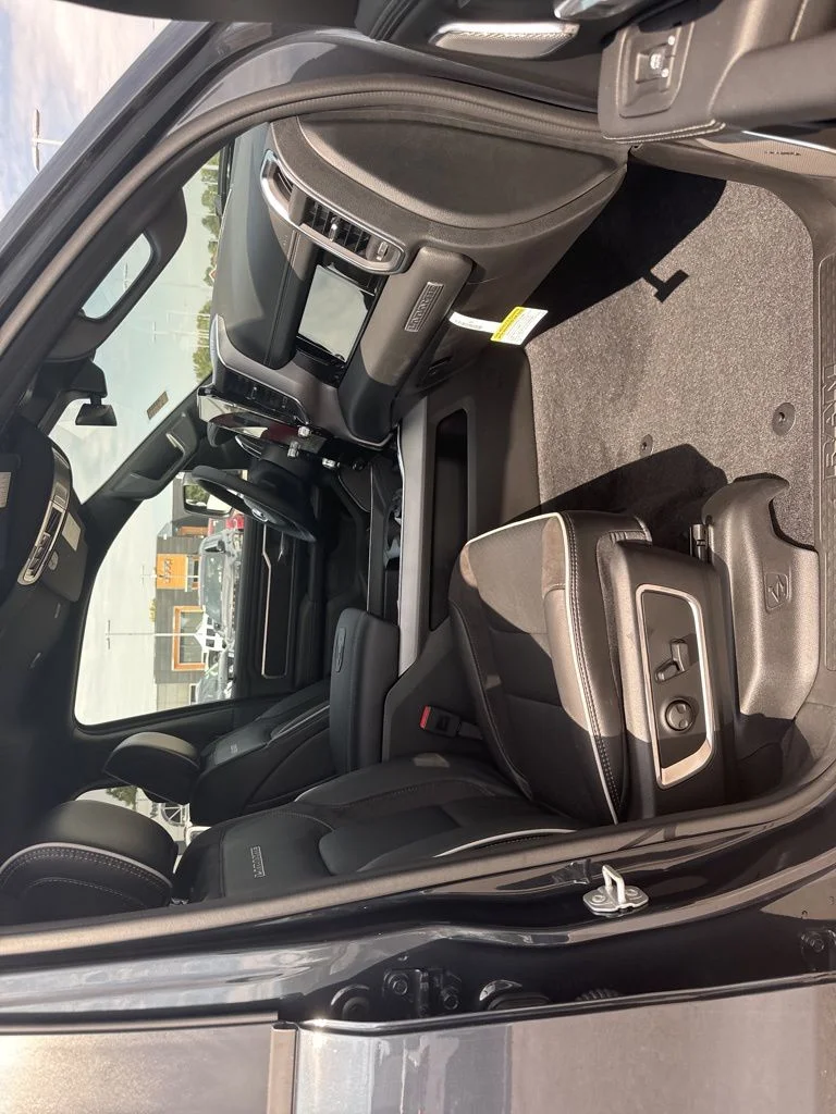 2026 RAM 1500 Laramie - Photo 24