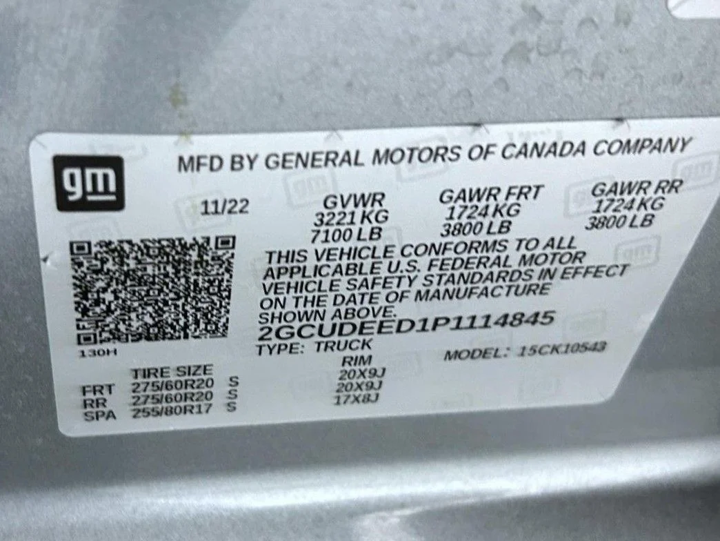 Used 2023 Gray Chevrolet RST image 25