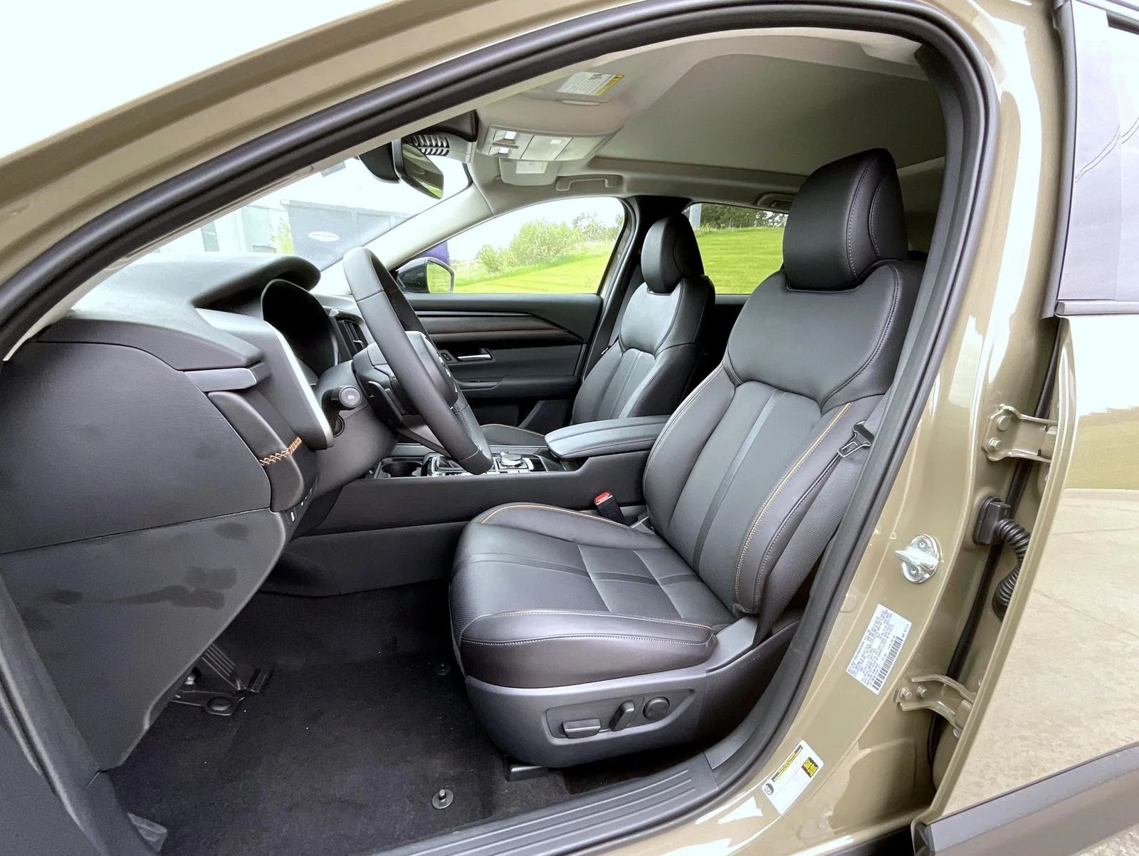 New 2026 Zircon Sand Metallic Mazda 2.5 Turbo AWD image 11