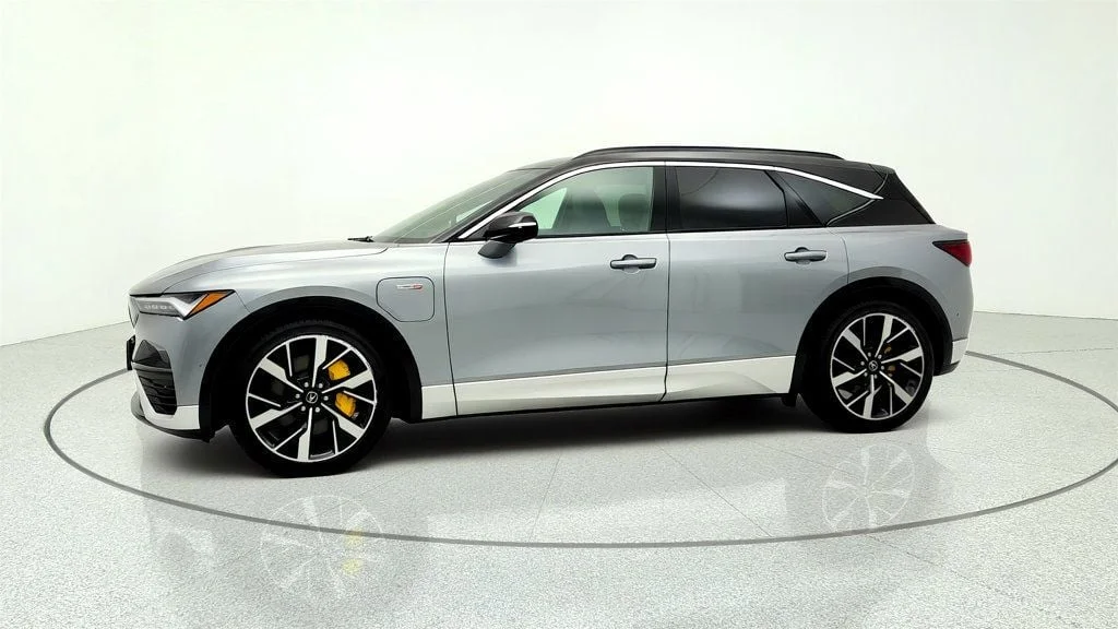 Used 2024 Mercury Silver Metallic Acura Type S AWD image 8