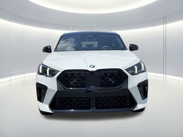 Used 2025 White BMW xDrive28i image 8