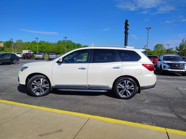 Used 2020 White Nissan Platinum image 4