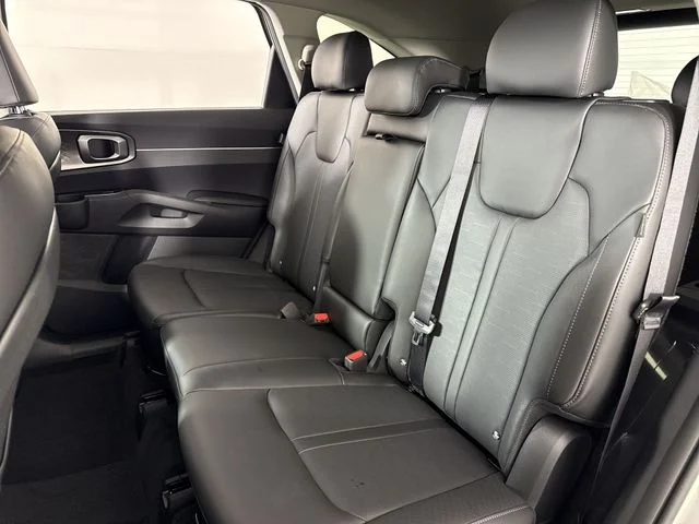 New 2026 Ivory Silver Kia S image 22