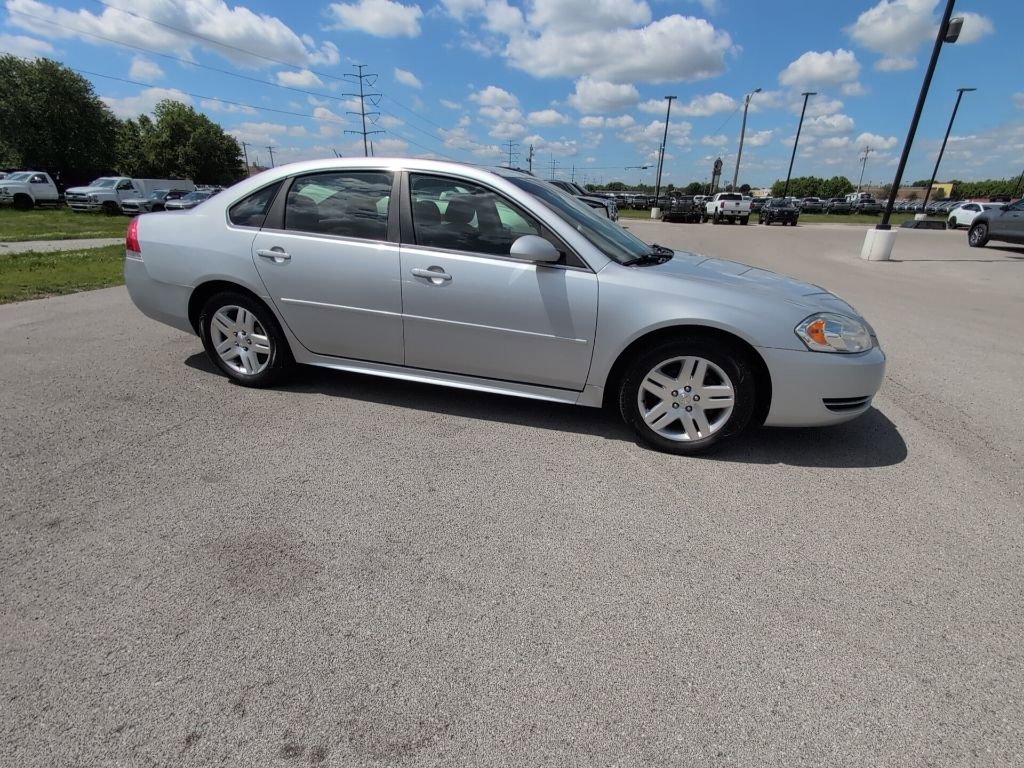 Used 2014 Chevrolet Impala 2FL with VIN 2G1WB5E33E1124093 for sale in Clarksville, IN