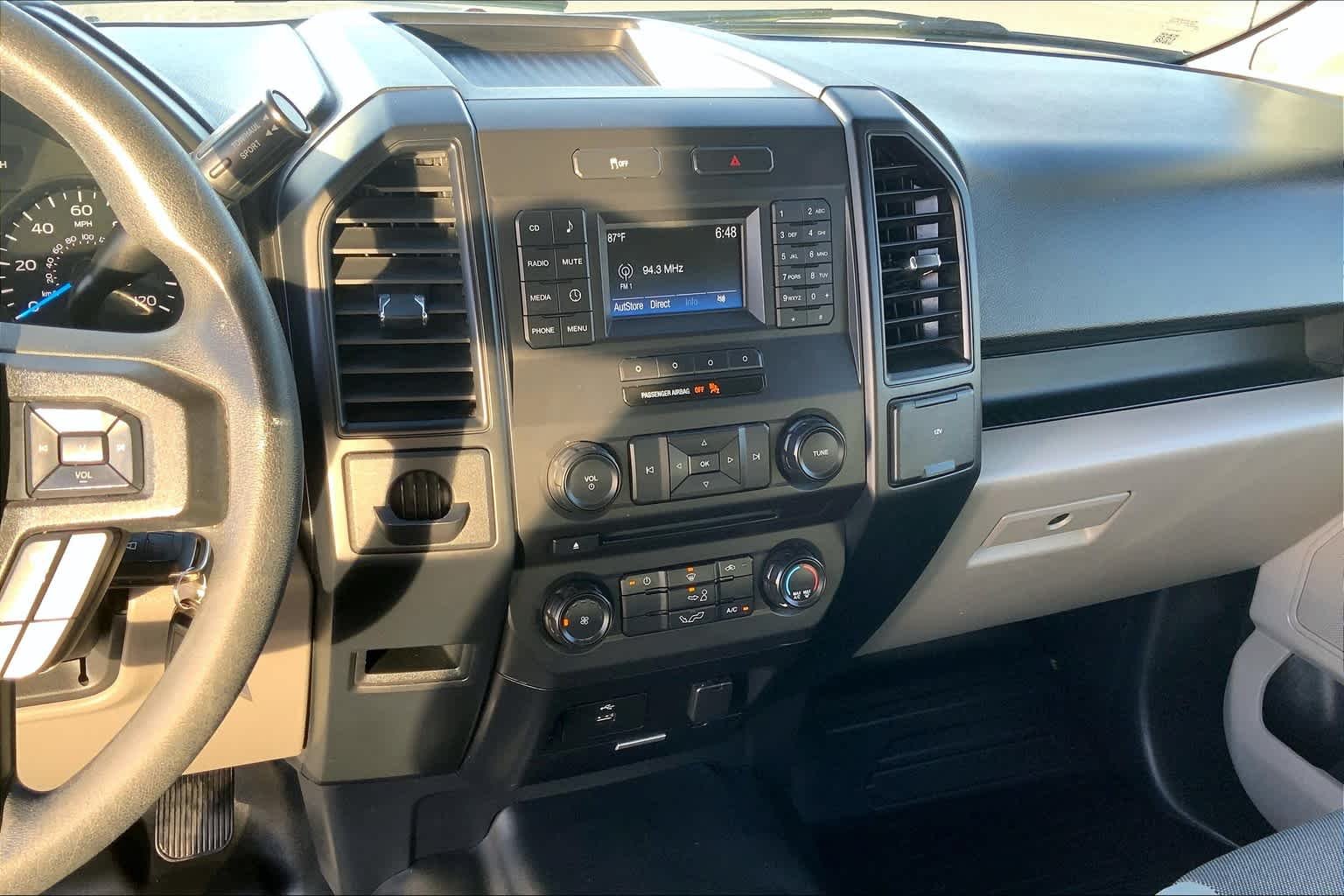 Used 2017 Oxford White Ford XL image 7