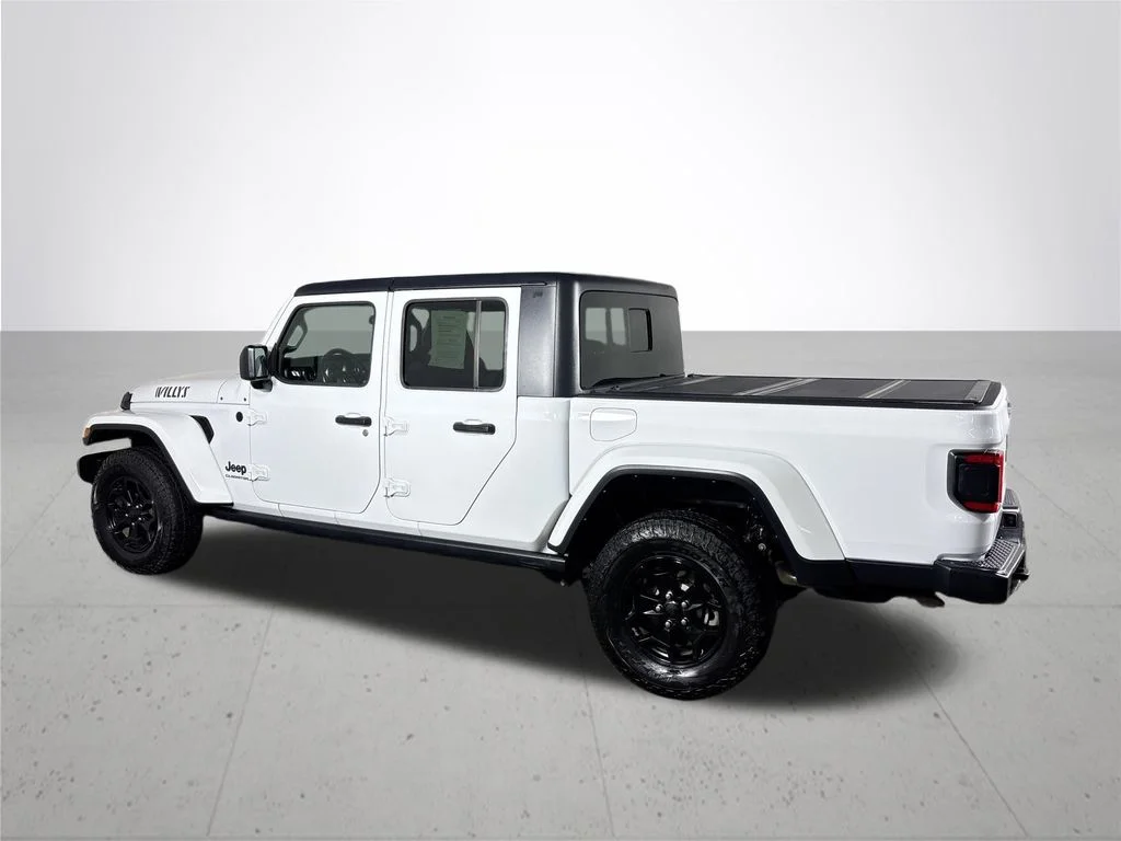 Used 2021 White Jeep Willys image 8