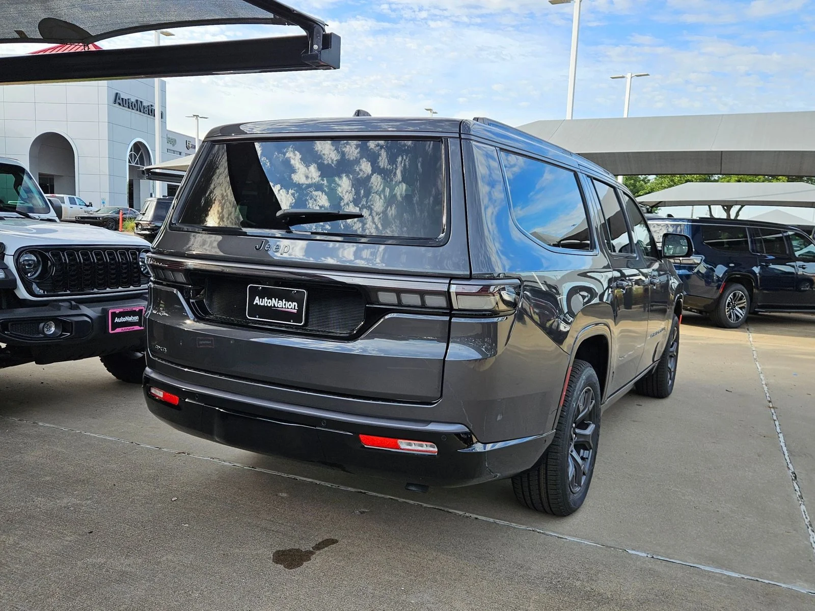 New 2026 Baltic Gray Metallic Clearcoat Jeep Limited Altitude image 2