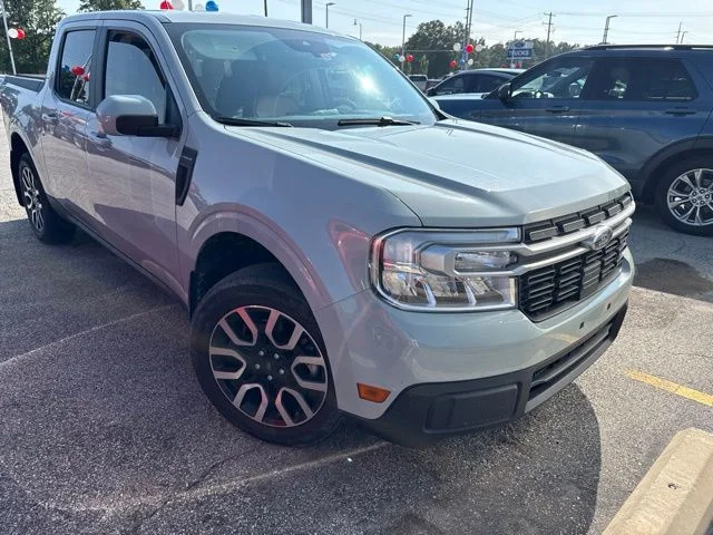 Used 2022 Green Ford Lariat image 3