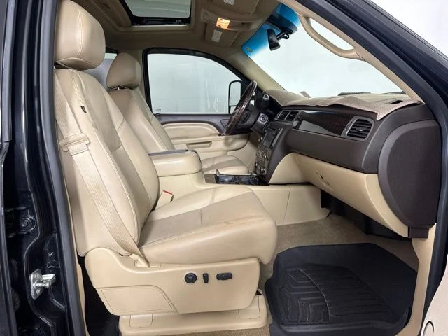 Used 2014 Onyx Black GMC Denali image 4